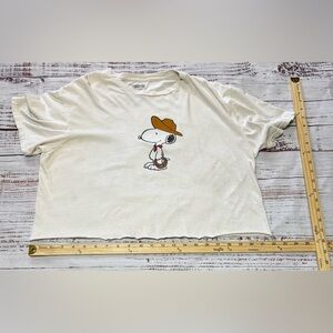 Women’s Peanuts Snoopy Crop Top